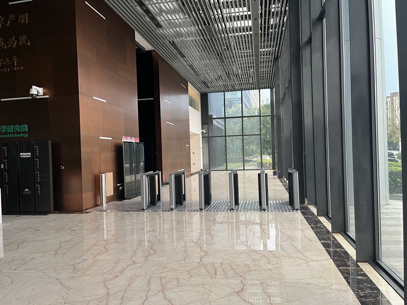 ����д��¥ͨ�������Ž�բ��